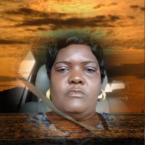 Meet your Posher, Bettina